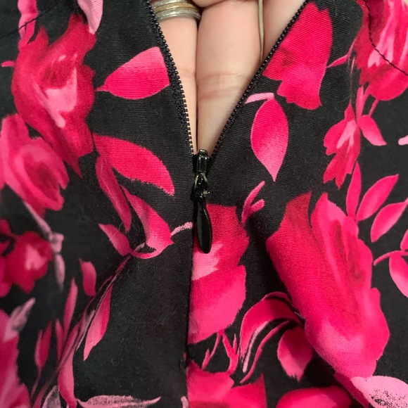 Vintage White House Black Market - Picture 3 of 4